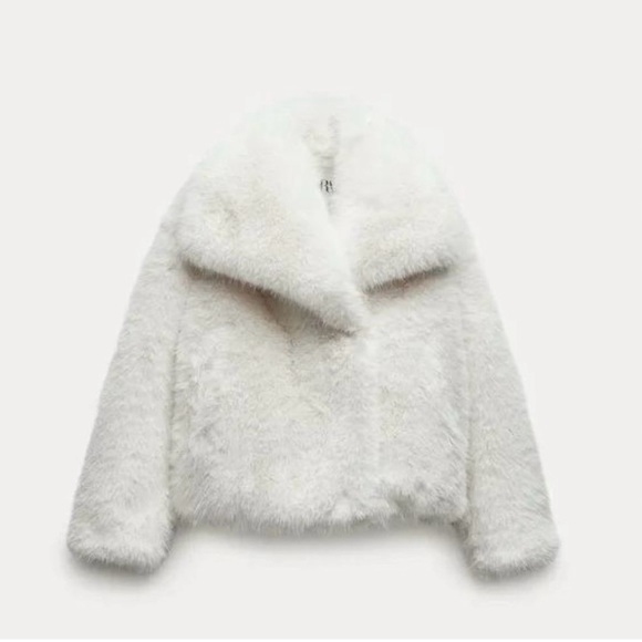 Zara Jackets & Blazers - Zara faux fur white jacket